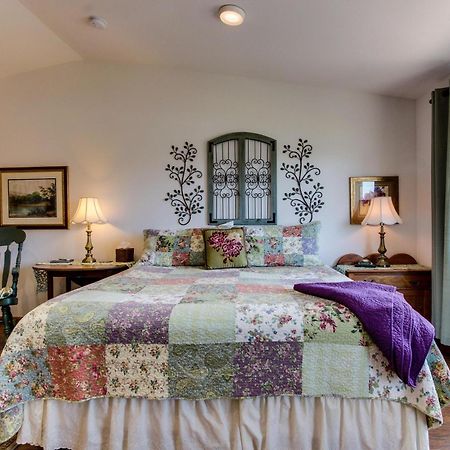 Ocean Cove Inn Яхатс Екстериор снимка